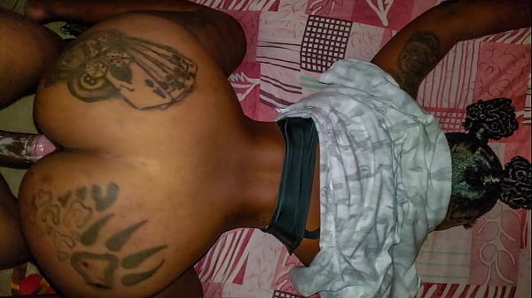 FUCKING MY GIRLFRIEND WHILE HER CUSSING HER BOYFRIEND IN SAME ROOM LOL