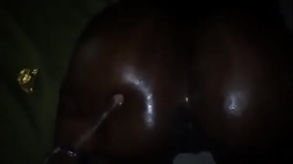 Big fat oiled black bbw ass
