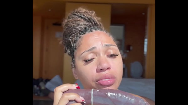 Honey Tsunami gets nasty and can’t keep her hands off herself
